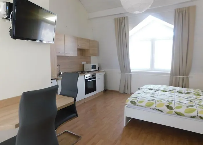 Mona Apartman
